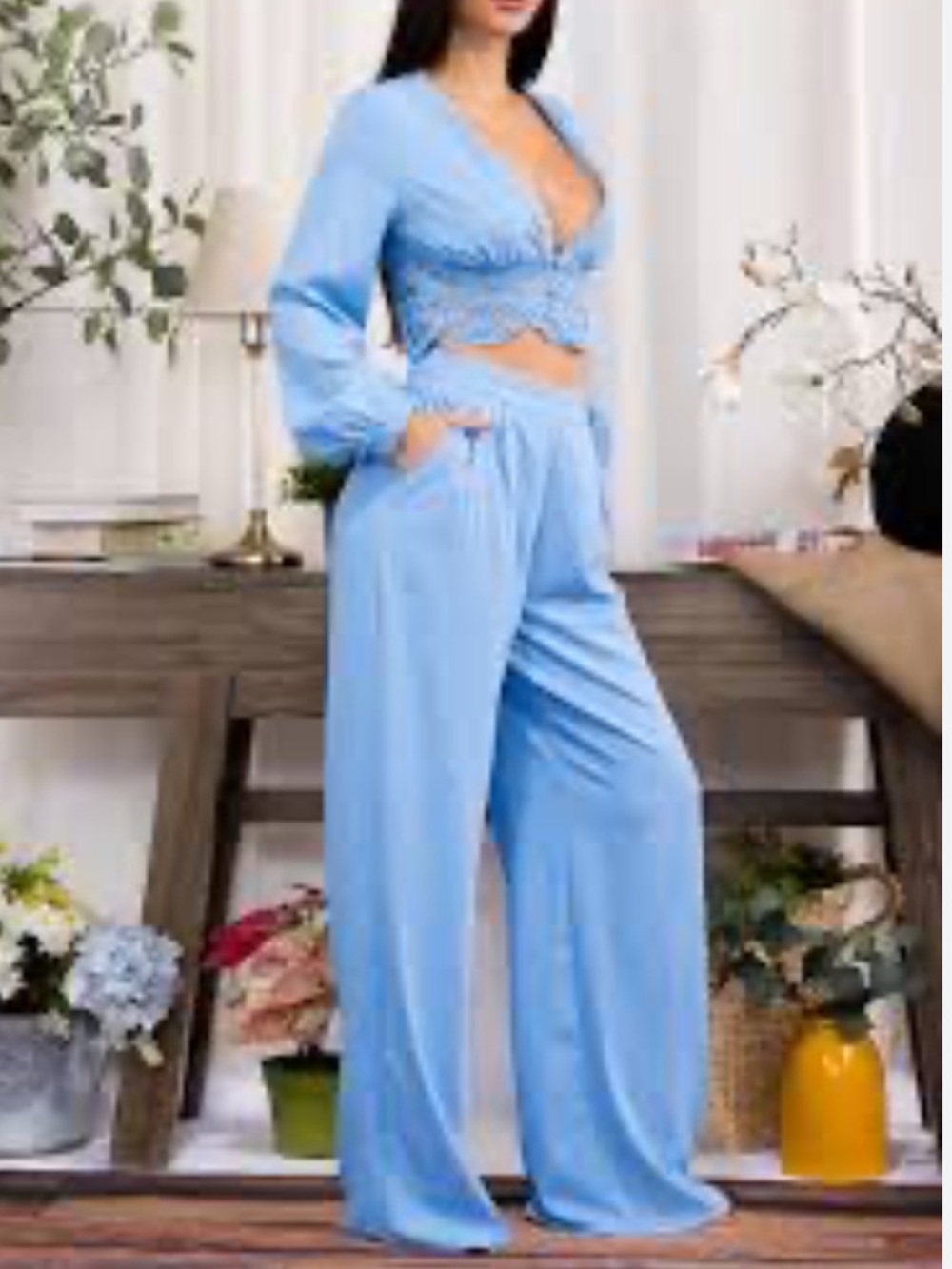 Nwt  two piece wide leg pants and long sleeve matching top size M